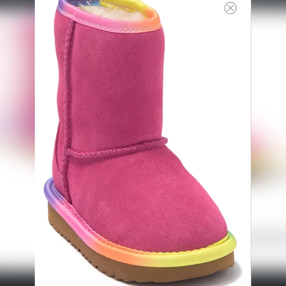 Ugg Classic 2 Graphic Stitch